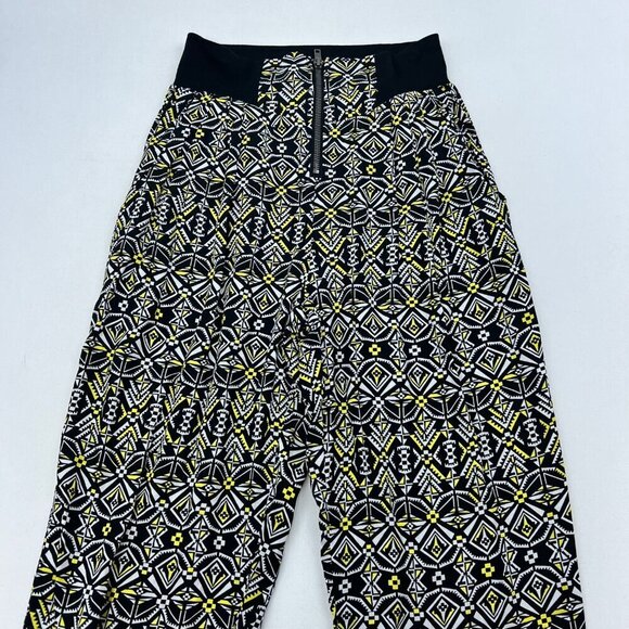 Material Girl Womens Lightweight Tapered Pants Geometric Print Size Small - Picture 2 of 8